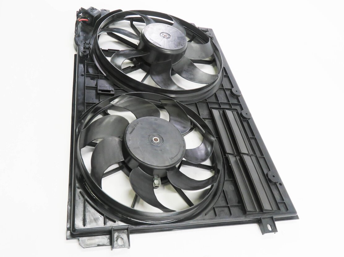 Thumbnail 4: 2016-2018 AUDI A6 Q3 (C7 8U) 2.0L TURBO ENGINE - RADIATOR COOLING FAN ASSEMBLY