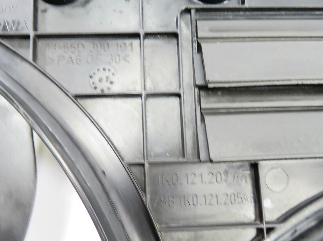 Thumbnail 9: 2016-2018 AUDI A6 Q3 (C7 8U) 2.0L TURBO ENGINE - RADIATOR COOLING FAN ASSEMBLY