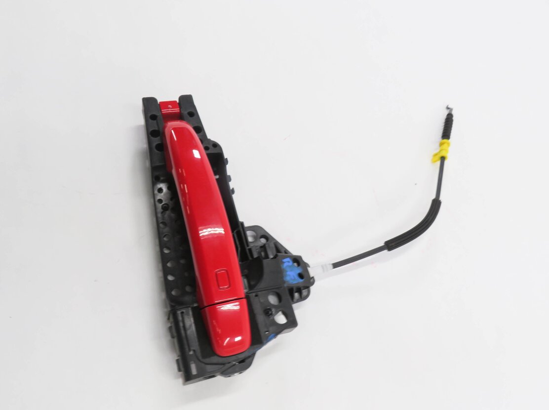 Thumbnail 3: 2015-2018 AUDI Q3 (8U) RIGHT FRONT PASSENGER DOOR HANDLE (MISANO RED METALLIC)