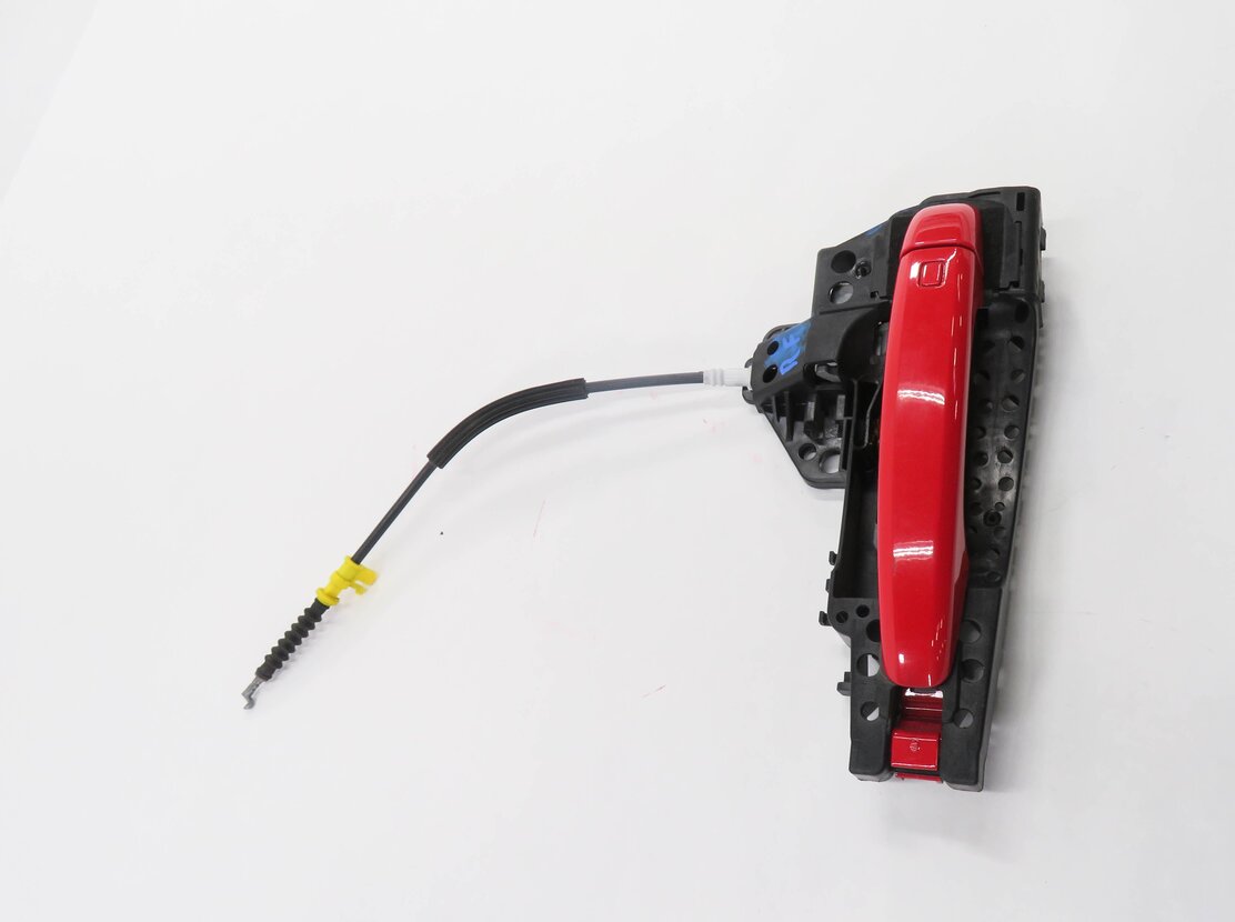 Thumbnail 4: 2015-2018 AUDI Q3 (8U) RIGHT FRONT PASSENGER DOOR HANDLE (MISANO RED METALLIC)
