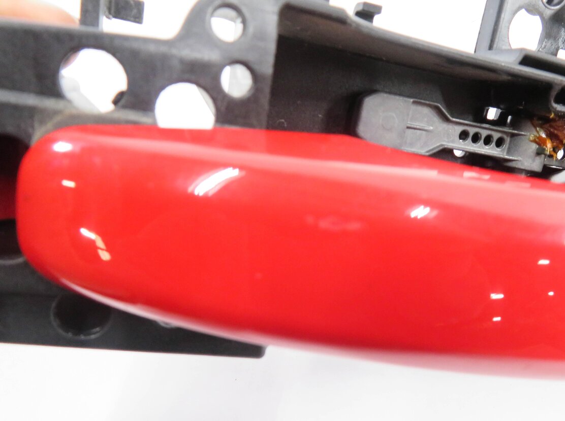 Thumbnail 7: 2015-2018 AUDI Q3 (8U) RIGHT FRONT PASSENGER DOOR HANDLE (MISANO RED METALLIC)