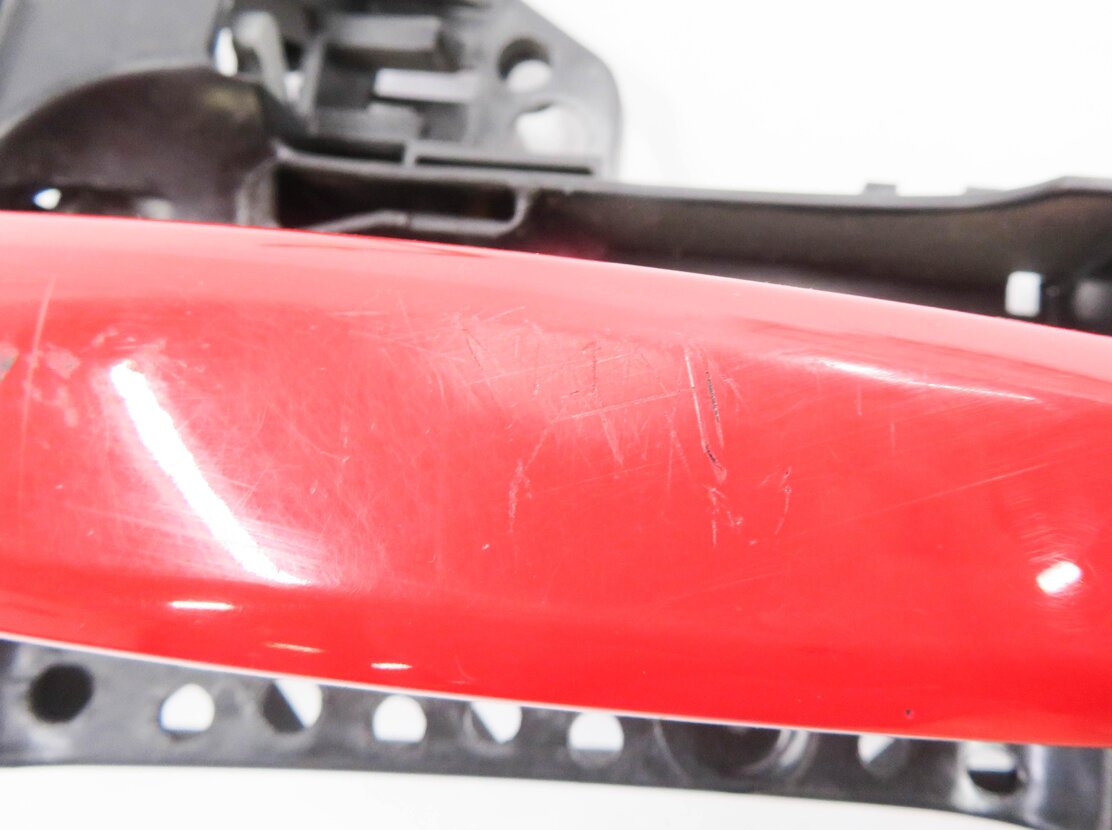 Thumbnail 6: 2015-2018 AUDI Q3 (8U) LEFT FRONT DRIVER DOOR HANDLE (MISANO RED METALLIC N9)