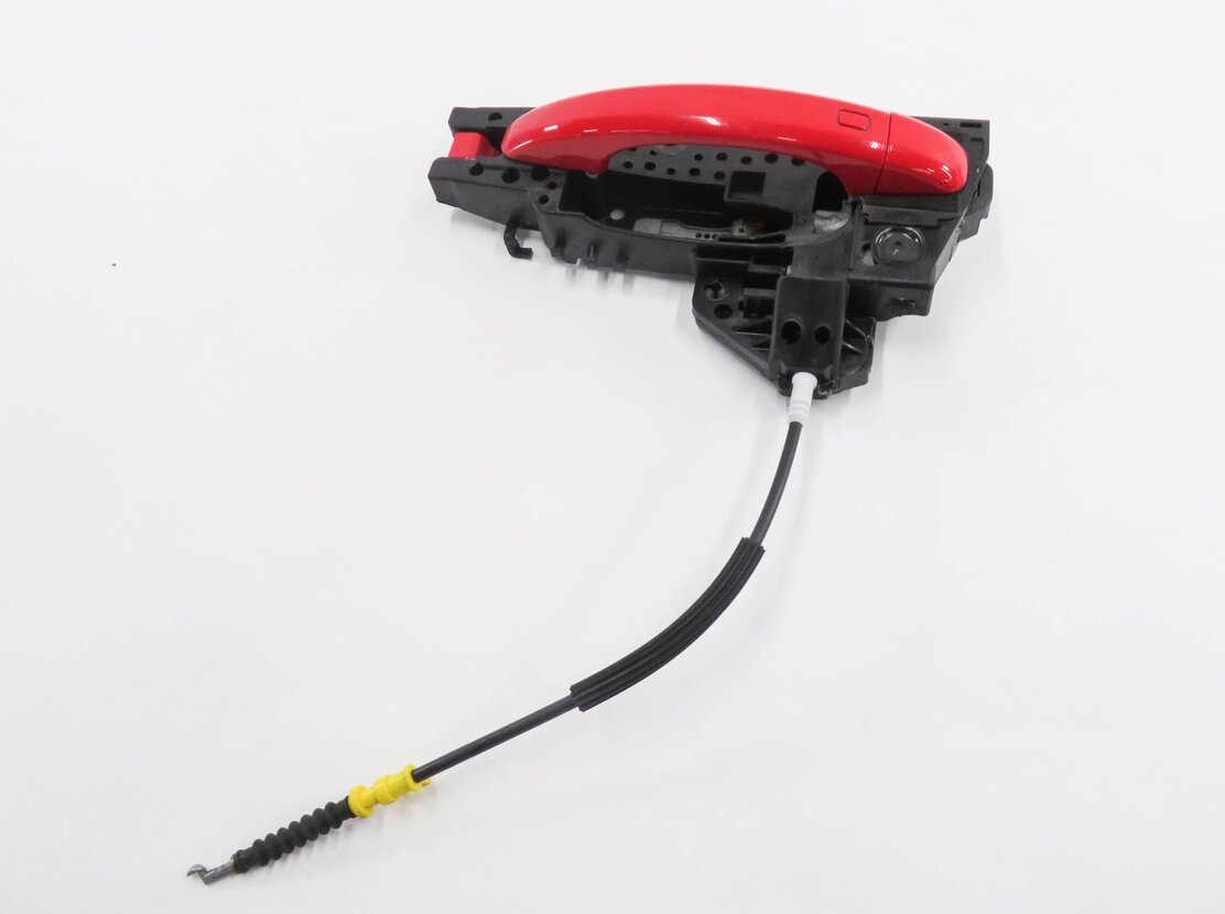 Thumbnail 5: 2015-2018 AUDI Q3 (8U) LEFT REAR EXTERIOR DOOR HANDLE (MISANO RED METALLIC N9)