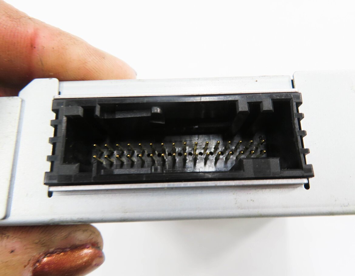 Thumbnail 7: 2015 PORSCHE PANAMERA (970 G1) SURROUND VIEW CAMERA CONTROL MODULE