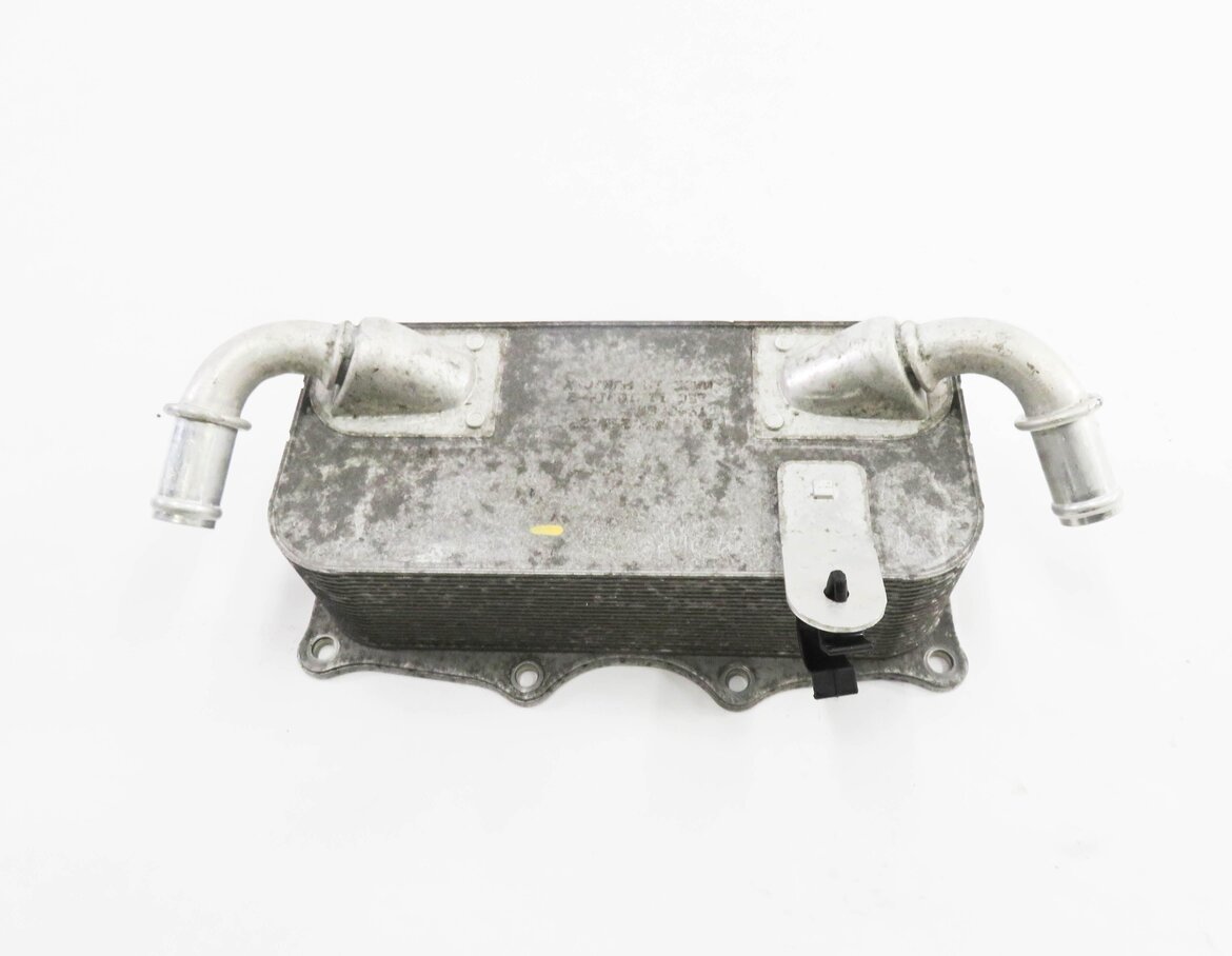 Thumbnail 6: 10-18 PORSCHE PANAMERA (970 G1) 4.8L V8 ENGINE - OIL COOLER