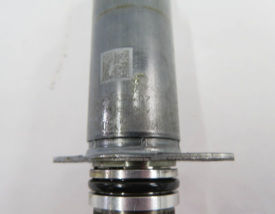 Thumbnail 6: 2015 PORSCHE PANAMERA (970 G1) 4.8L ENGINE - VVT VARIABLE VALVE TIMING SOLENOID