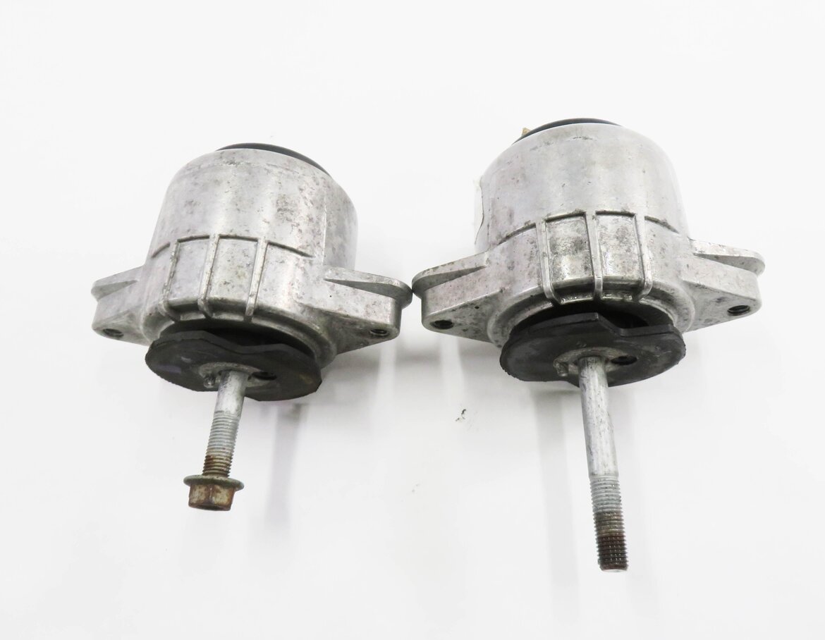 Thumbnail 5: 2015 PORSCHE PANAMERA (970 G1) 4.8L V8 ENGINE - LEFT & RIGHT MOTOR MOUNT SET-2