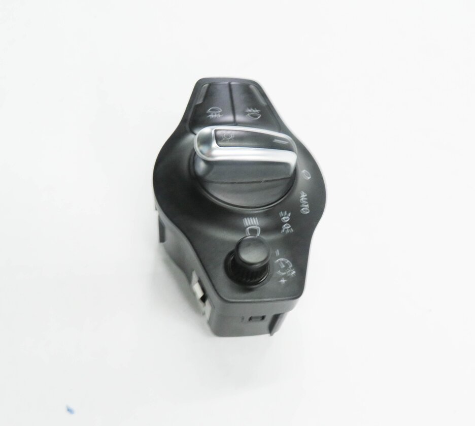 Thumbnail 4: 2015 AUDI A5 (B8 8T) HEADLIGHT SWITCH