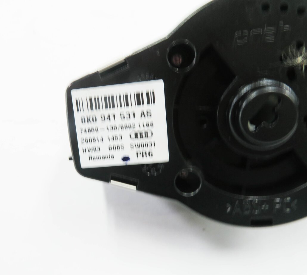 Thumbnail 7: 2015 AUDI A5 (B8 8T) HEADLIGHT SWITCH