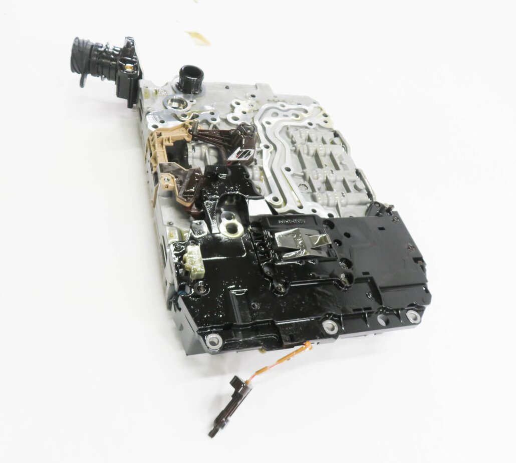 Thumbnail 4: 2015-2017 AUDI A4 A5 (B8 8K 8T) 2.0T QCT AWD AUTOMATIC TRANSMISSION VALVE BODY