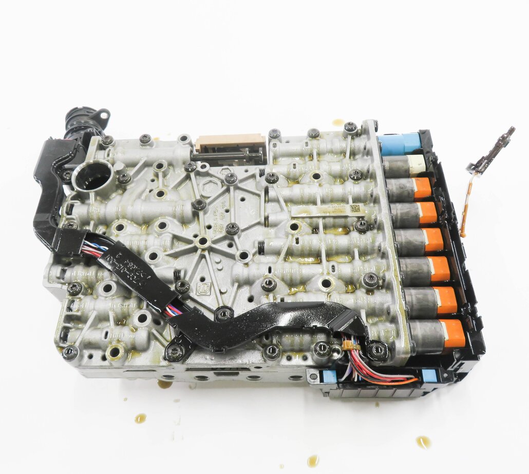 Thumbnail 7: 2015-2017 AUDI A4 A5 (B8 8K 8T) 2.0T QCT AWD AUTOMATIC TRANSMISSION VALVE BODY