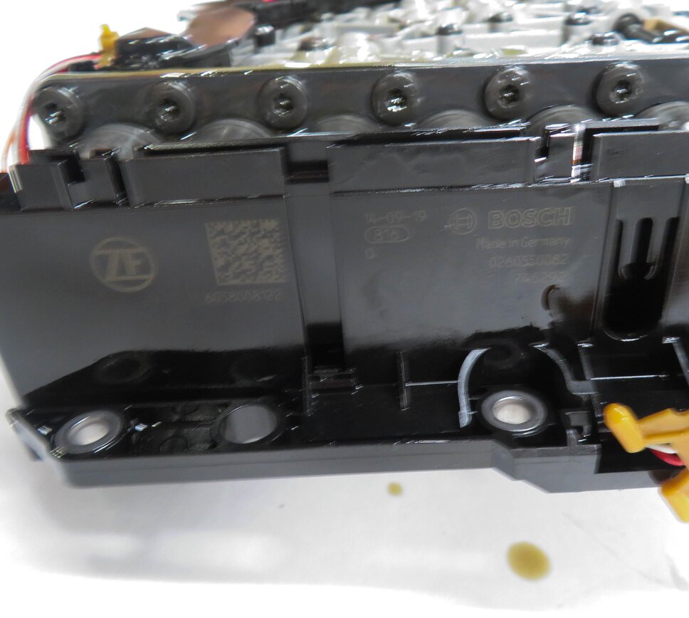 Thumbnail 8: 2015-2017 AUDI A4 A5 (B8 8K 8T) 2.0T QCT AWD AUTOMATIC TRANSMISSION VALVE BODY
