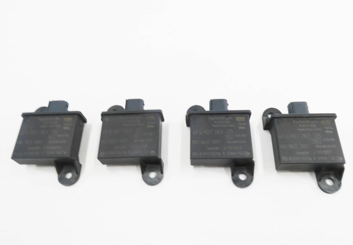 Thumbnail 2: 2008 PORSCHE CAYENNE (957) TPMS TIRE AIR PRESSURE SENSOR TRIGGER MODULE SET-4