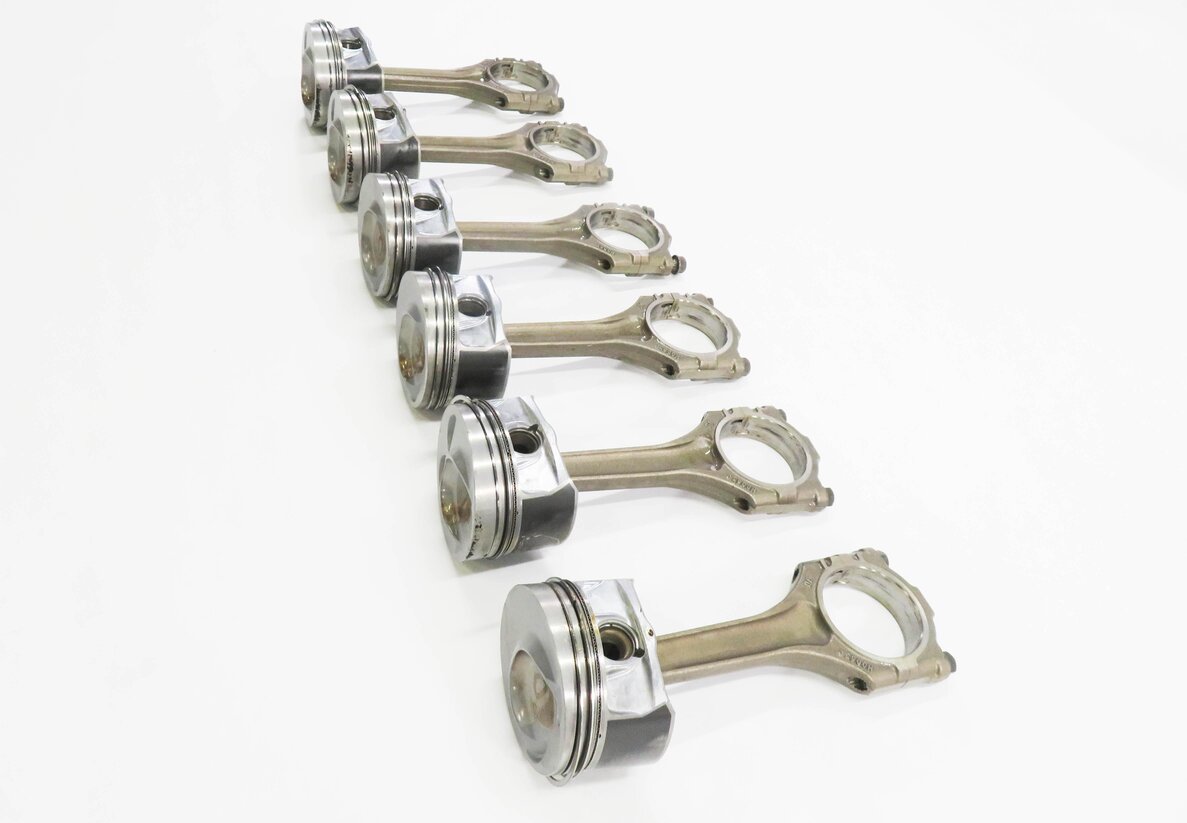 Thumbnail 4: 2008-2010 PORSCHE CAYENNE (957) 3.6L VR6 ENGINE - PISTON w/ CONNECTING ROD SET-6