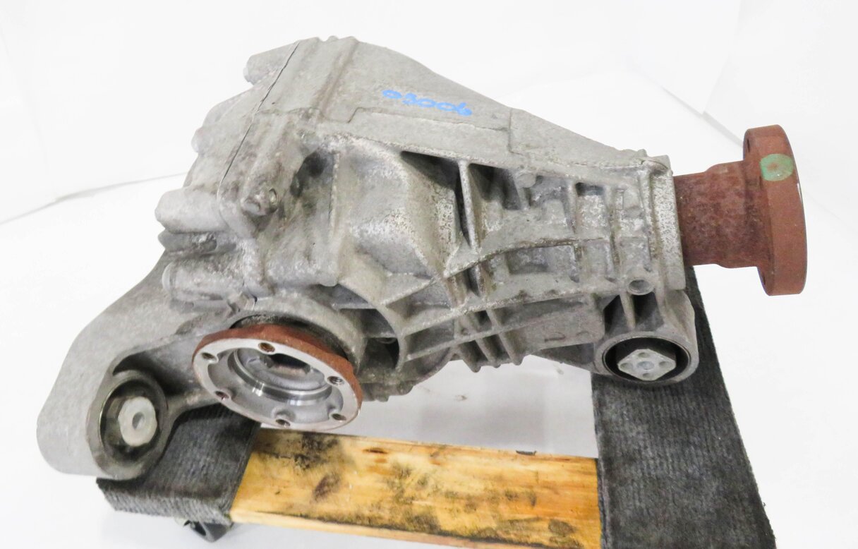 Thumbnail 3: 2009-2010 AUDI Q7 (4L) 3.0L - REAR DIFFERENTIAL GEAR CARRIER ASSEMBLY