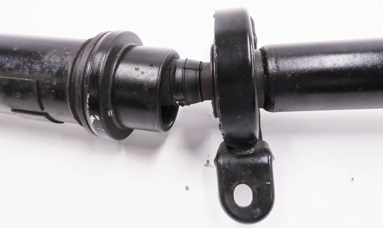 Thumbnail 6: 2009-2010 AUDI Q7 (4L) 3.0L - REAR DRIVESHAFT DRIVE LINE SHAFT