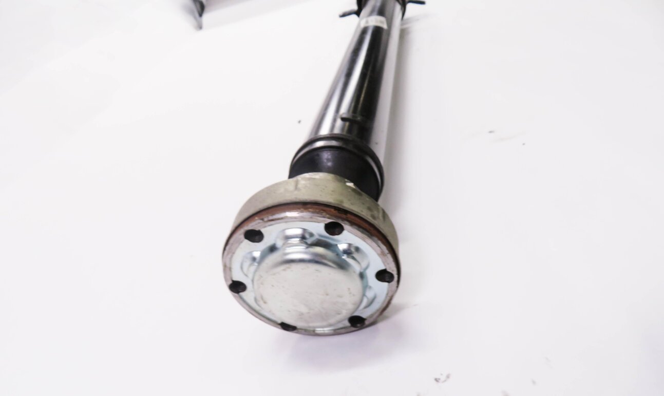 Thumbnail 7: 2009-2010 AUDI Q7 (4L) 3.0L - REAR DRIVESHAFT DRIVE LINE SHAFT