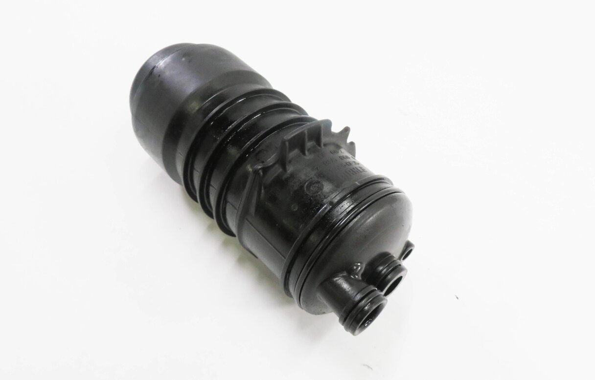 2010 AUDI Q7 (4L) 3.0L CATA DIESEL ENGINE - OIL FILTER HOUSING