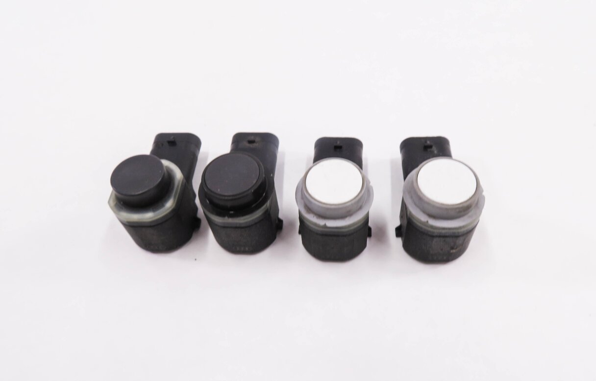Thumbnail 2: 2010 AUDI Q7 (4L) REAR PDC PARK DISTANCE SENSOR SET-4 (IBIS WHITE T9)