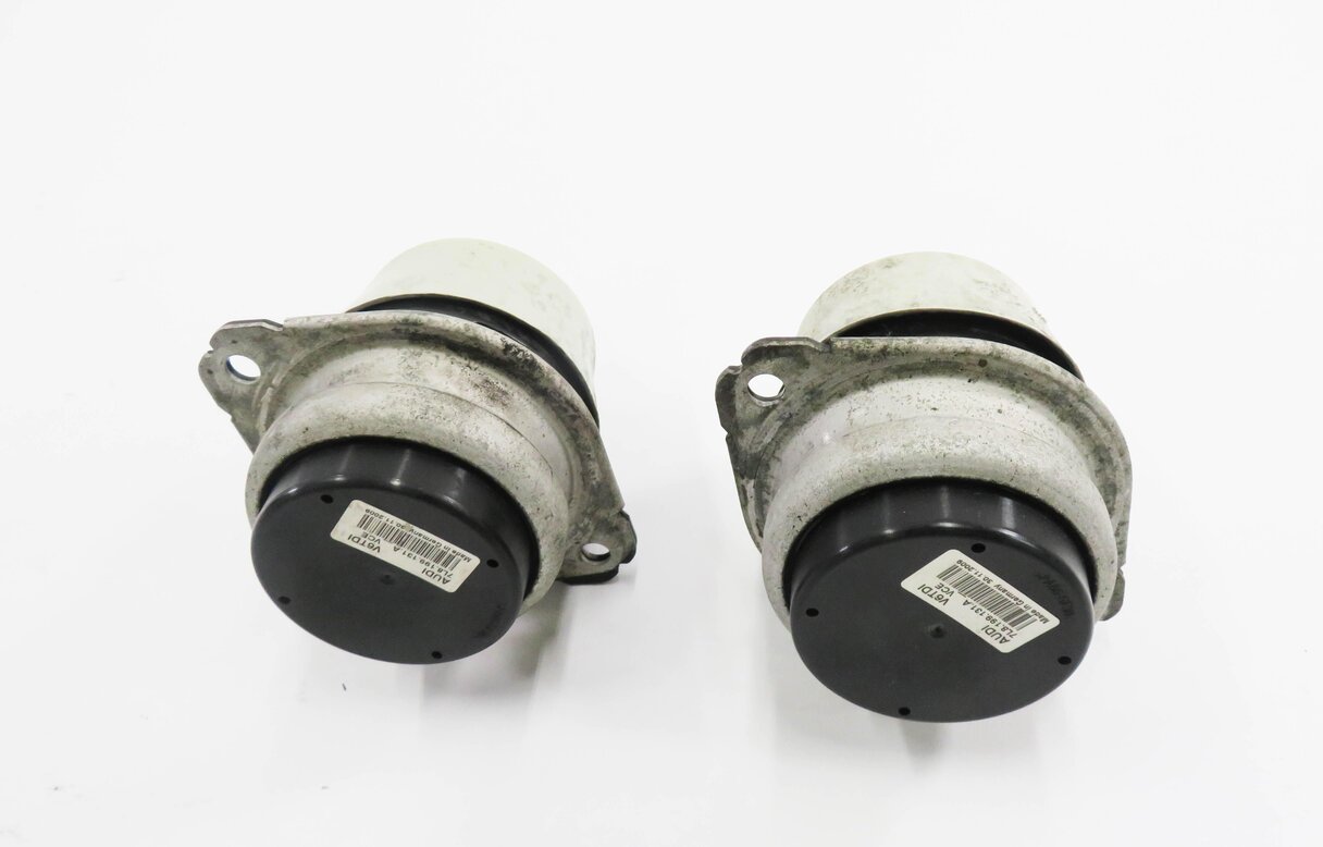 Thumbnail 2: 2010 AUDI Q7 (4L) 3.0L CATA DIESEL ENGINE - MOTOR MOUNT SET