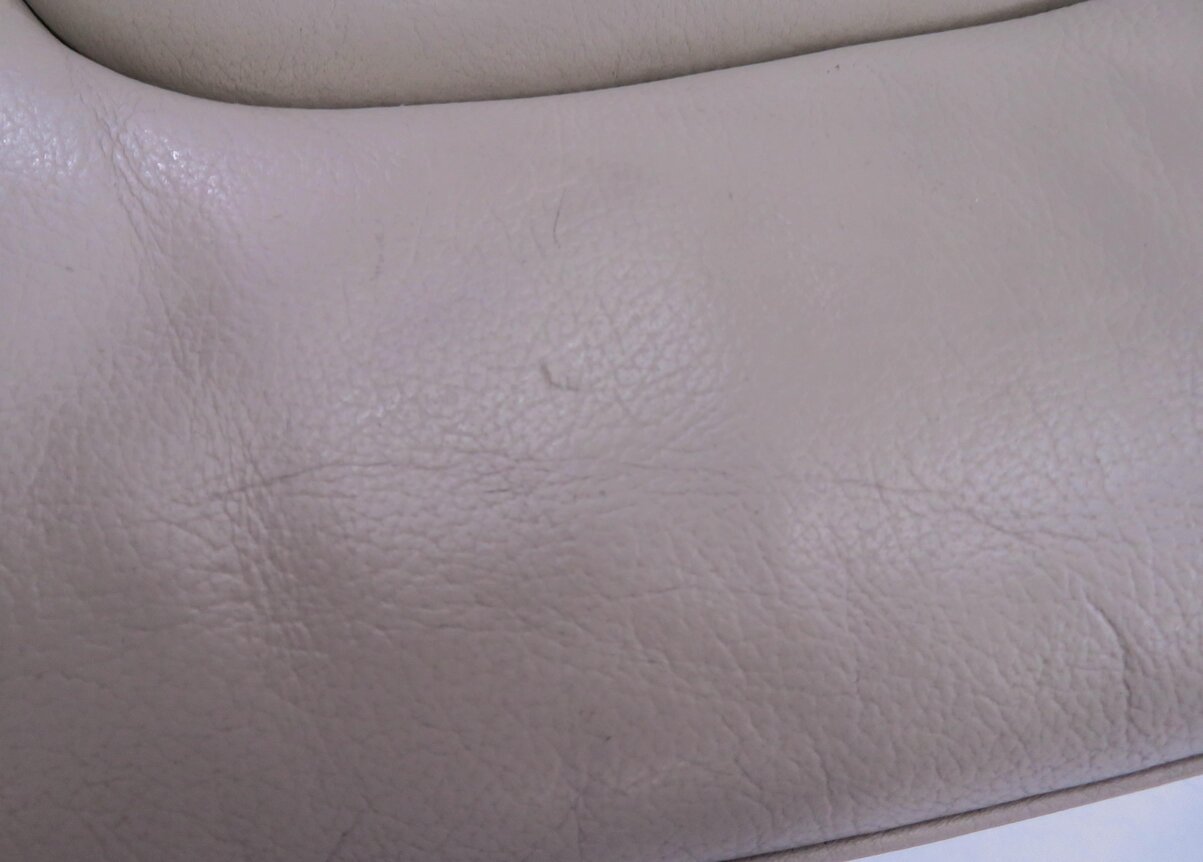 Thumbnail 8: 2010 AUDI Q7 (4L) PASSENGER - LOWER BOTTOM HEATED SEAT CUSHION (BEIGE LEATHER)