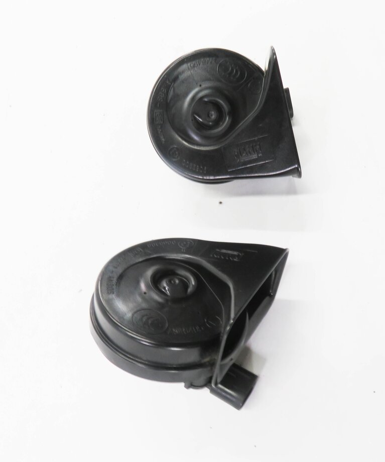 Thumbnail 4: 2007-2011 BMW X5 X6 (E70 E71) HIGH & LOW TONE HORN SET-2