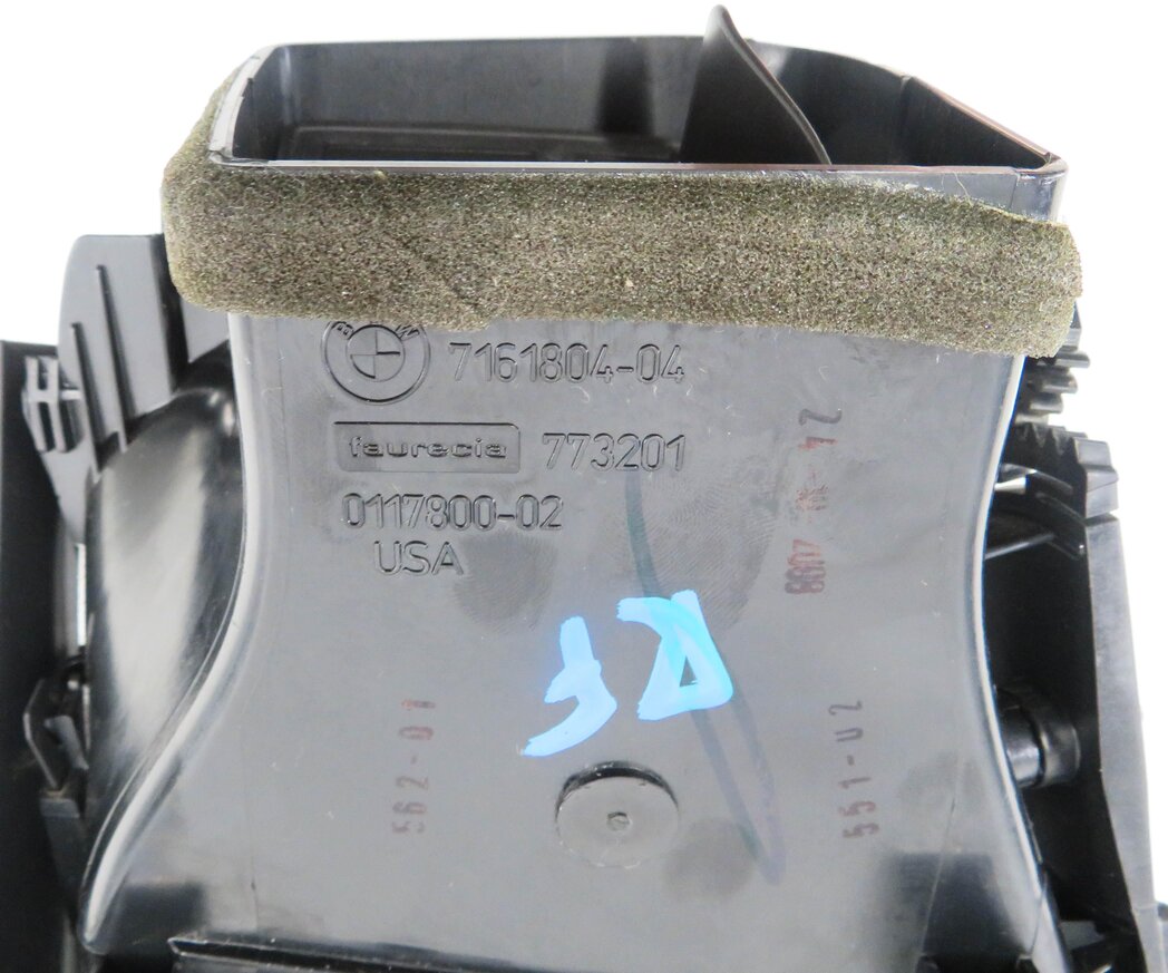Thumbnail 8: 2009 BMW X5 (E70) RIGHT FRONT PASSENGER DASH HEATER A/C AIR VENT