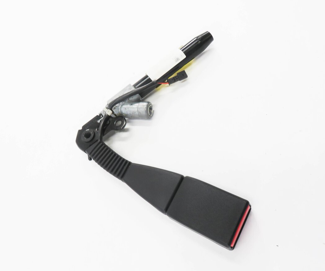 Thumbnail 4: 07-14 BMW X5 X5M X6 X6M (E70 E71) RIGHT FRONT PASSENGER SEATBELT BUCKLE RECEIVER