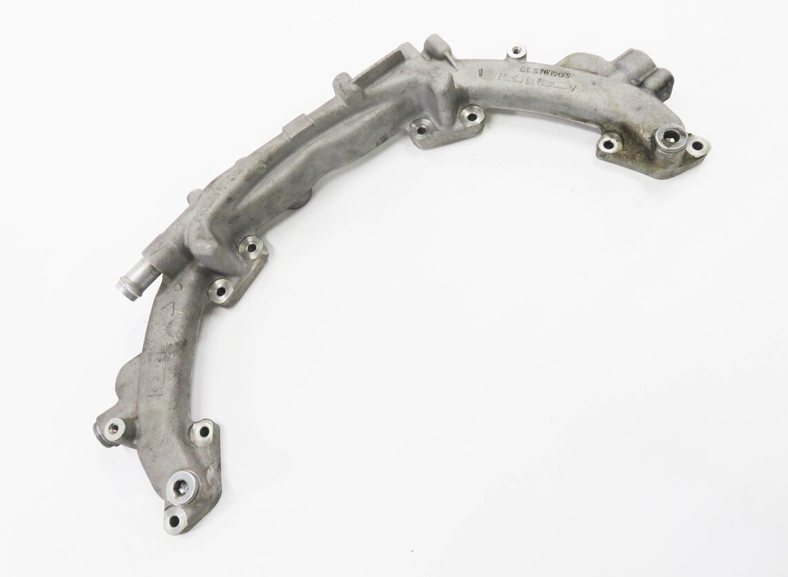 Thumbnail 1: 2012 PORSCHE PANAMERA (970 G1) 3.6L M46 ENGINE - COOLANT CROSSPIPE