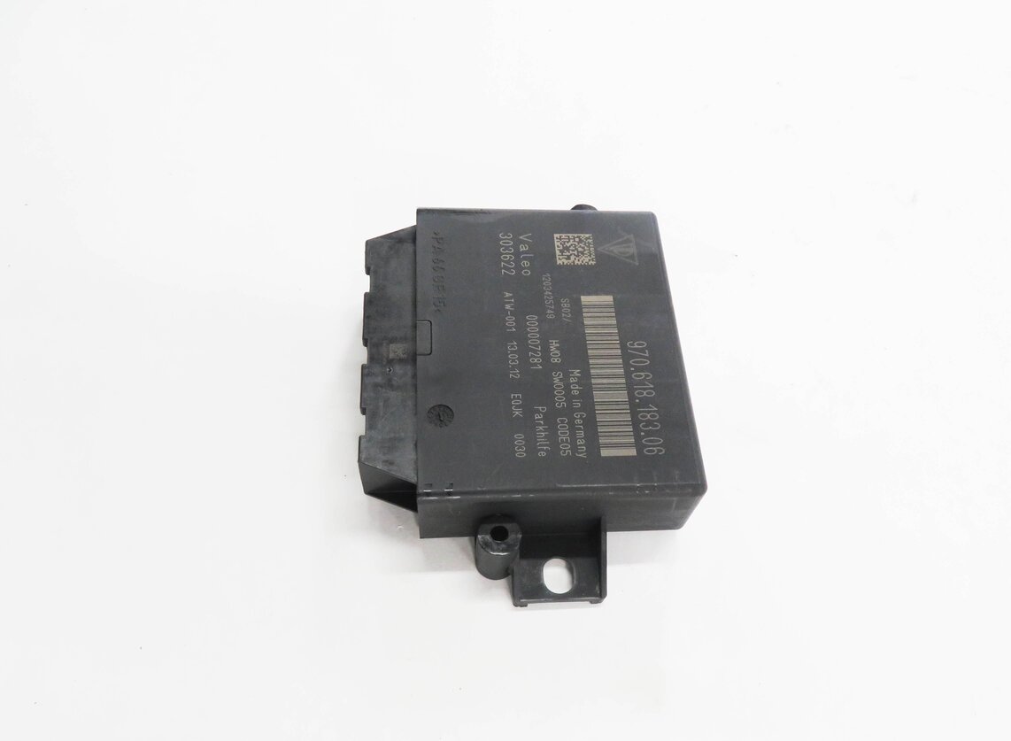 Thumbnail 4: 2011-2012 PORSCHE PANAMERA (970 G1) PDC SENSOR PARKING ASSIST CONTROL MODULE