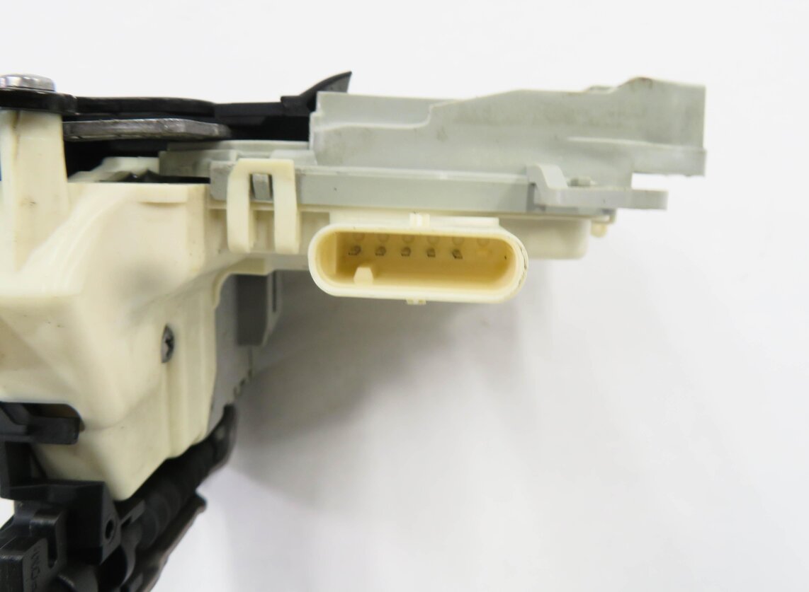 Thumbnail 7: 2010-2020 VW / PORSCHE - A3 A4 A8 S3 S4 Q5 MACAN PANAMERA - LEFT REAR DOOR LATCH