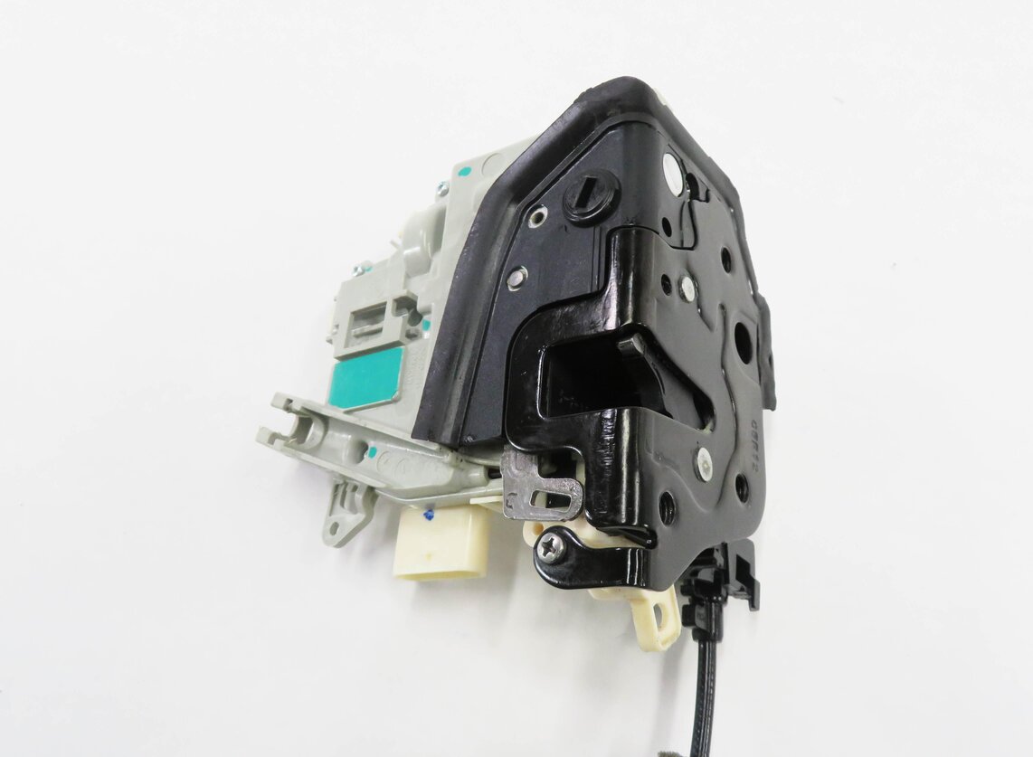 Thumbnail 6: 10-2020 VW / PORSCHE - A3 A4 A8 S3 S4 Q5 MACAN PANAMERA - RIGHT REAR DOOR LATCH
