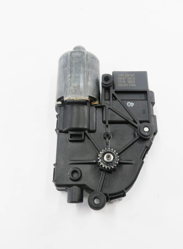 Thumbnail 5: 2010-2016 PORSCHE PANAMERA (970 G1) POWER SUNROOF WINDOW MOTOR