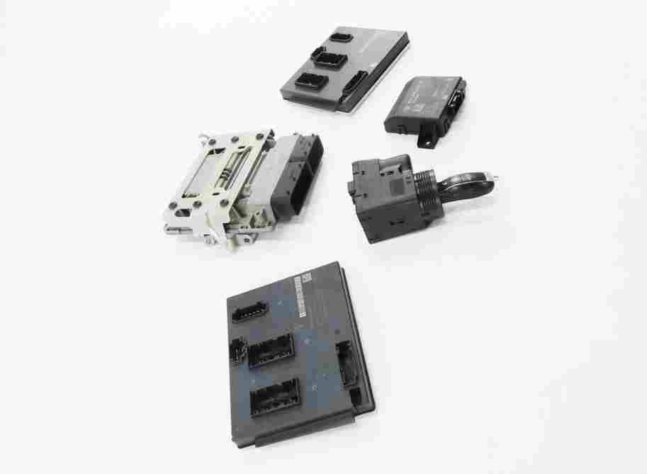 Thumbnail 3: 12 PORSCHE PANAMERA (970 G1) 3.6L M46 ENGINE ECM ECU IMMOBILIZER MODULE KEY SET