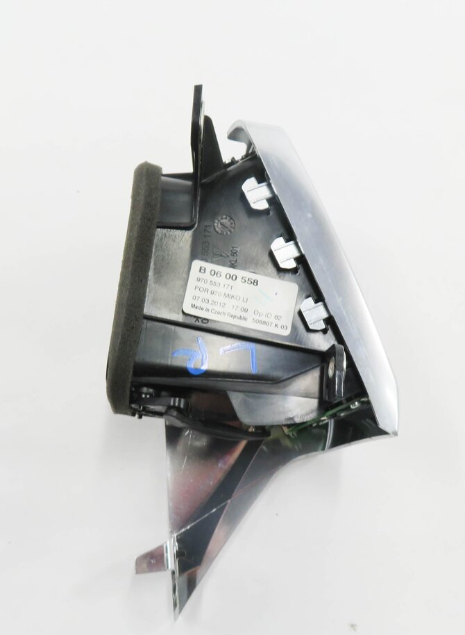 Thumbnail 7: 2012 PORSCHE PANAMERA (970) LEFT REAR CENTER CONSOLE HEATER A/C AIR VENT