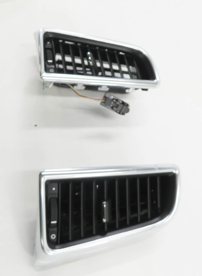 Thumbnail 4: 2012 PORSCHE PANAMERA (970) LEFT & RIGHT REAR OUTER HEATERA A/C AIR VENT SET-2