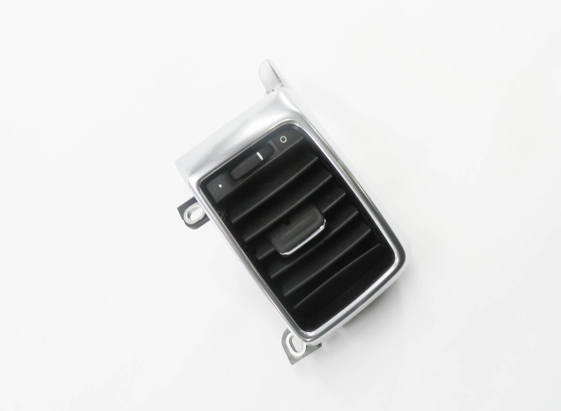 Thumbnail 1: 2012 PORSCHE PANAMERA (970) RIGHT REAR CENTER CONSOLE HEATER A/C AIR VENT