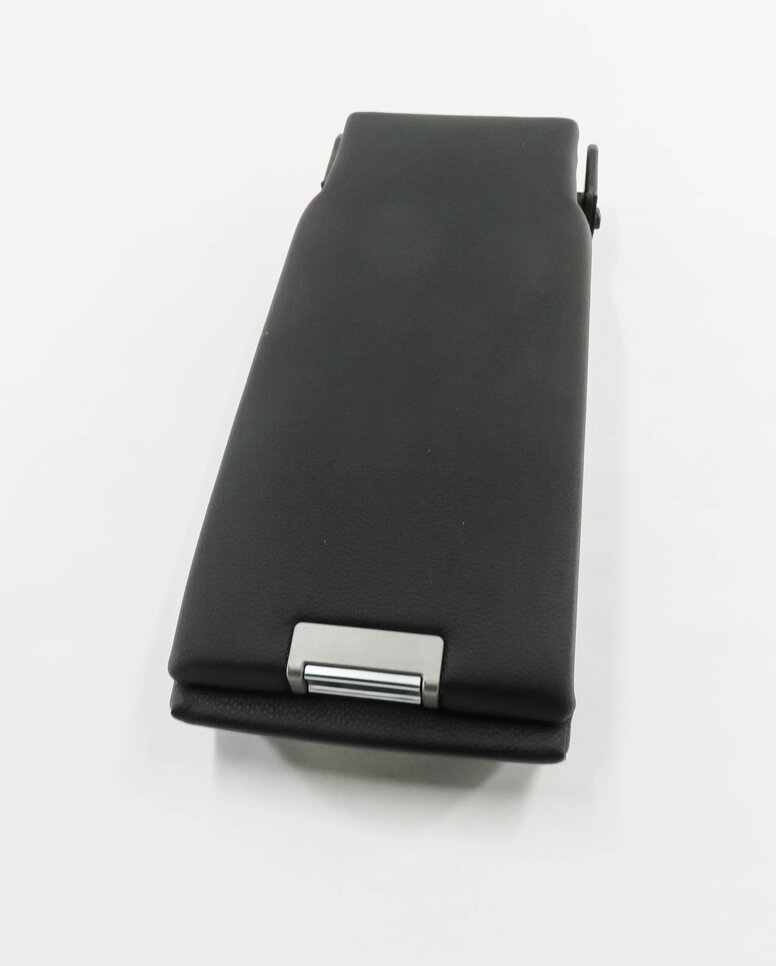 Thumbnail 2: 2012 PORSCHE PANAMERA (970 G1) REAR CENTER CONSOLE ARMREST COMPARTMENT (BLACK)