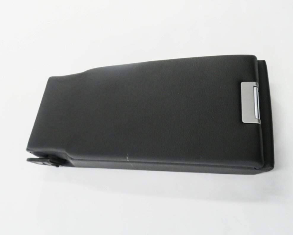 Thumbnail 4: 2012 PORSCHE PANAMERA (970 G1) REAR CENTER CONSOLE ARMREST COMPARTMENT (BLACK)