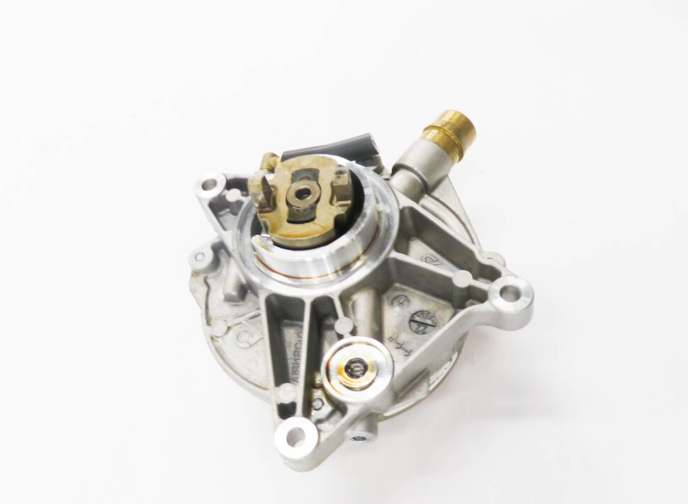 Thumbnail 4: 2012 PORSCHE PANAMERA (970 G1) 3.6L M46 ENGINE - BRAKE VACUUM PUMP