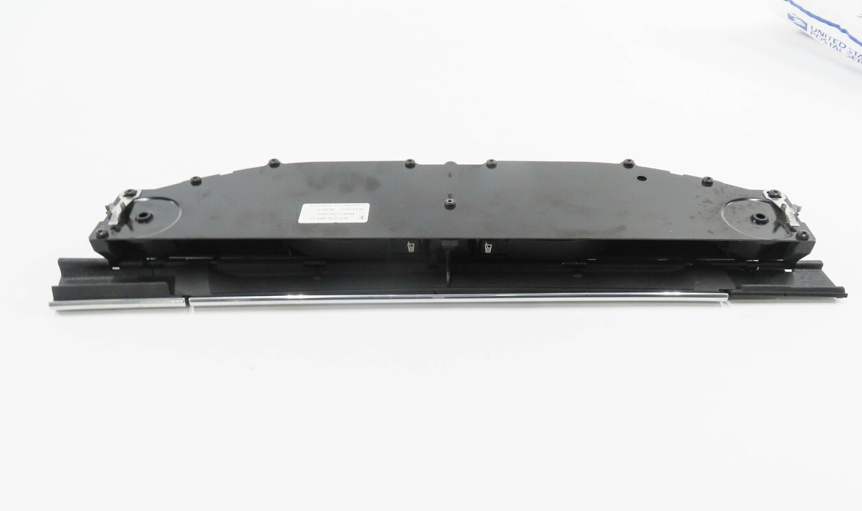 Thumbnail 4: 2012 PORSCHE PANAMERA (970) RIGHT FRONT PASSENGER DASH CUP HOLDER
