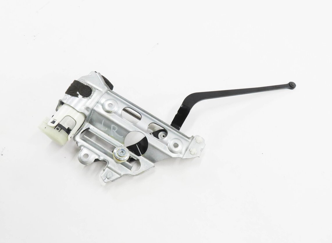 2012 PORSCHE PANAMERA (970) LEFT REAR DOOR WINDOW SHADE REGULATOR MOTOR