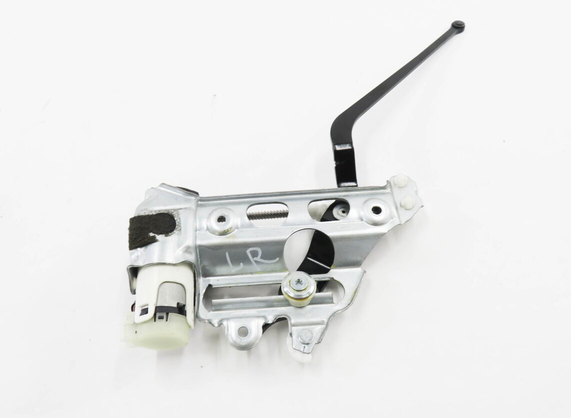 Thumbnail 2: 2012 PORSCHE PANAMERA (970) LEFT REAR DOOR WINDOW SHADE REGULATOR MOTOR
