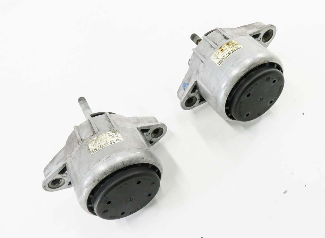2012 PORSCHE PANAMERA (970 G1) 3.6L M46 ENGINE - MOTOR MOUNT SET-2