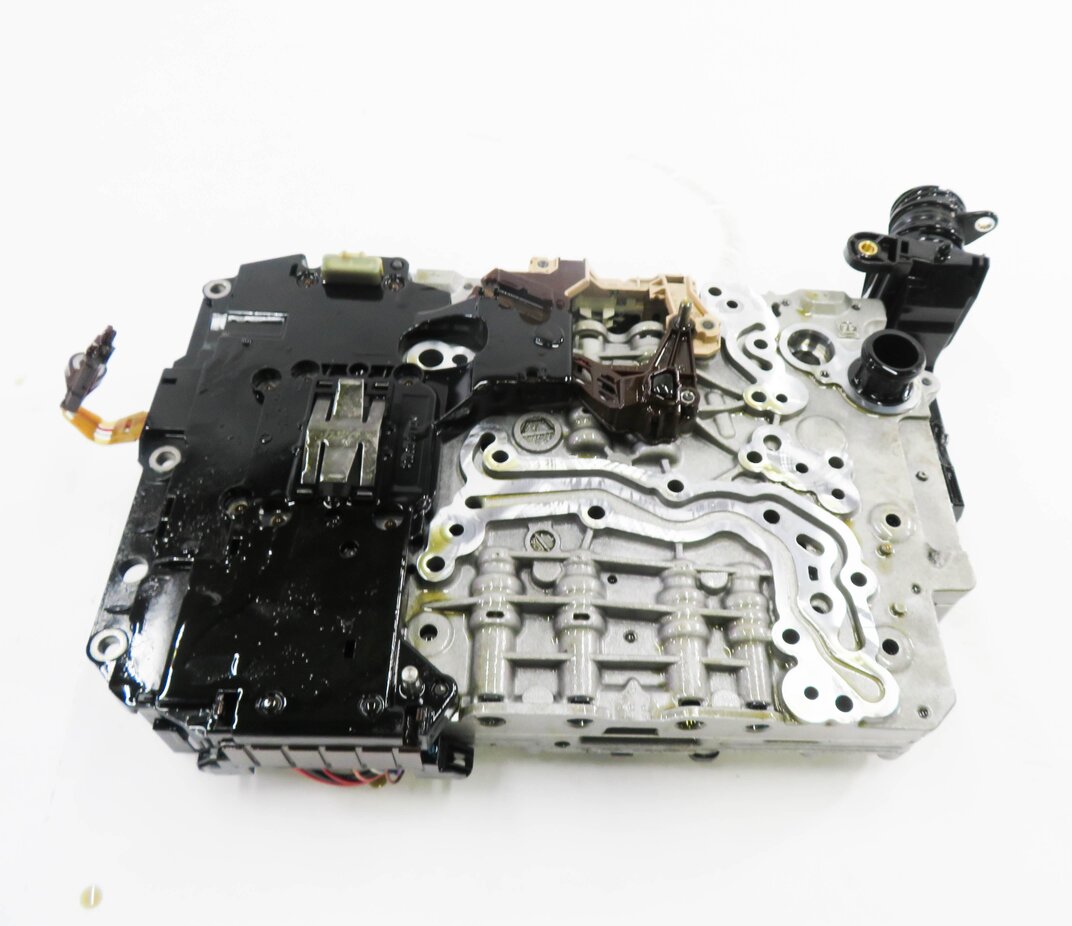 Thumbnail 7: 2014-2017 AUDI A5 (B8 8T) QUATTRO AWD - 2.0L TRANSMISSION VALVE BODY