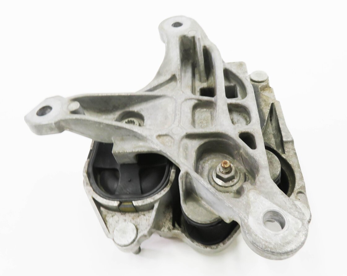 Thumbnail 2: 2013 AUDI A6 (C7) AWD 2.0L CAEB TURBO ENGINE - TRANSMISSION MOUNT BRACKET