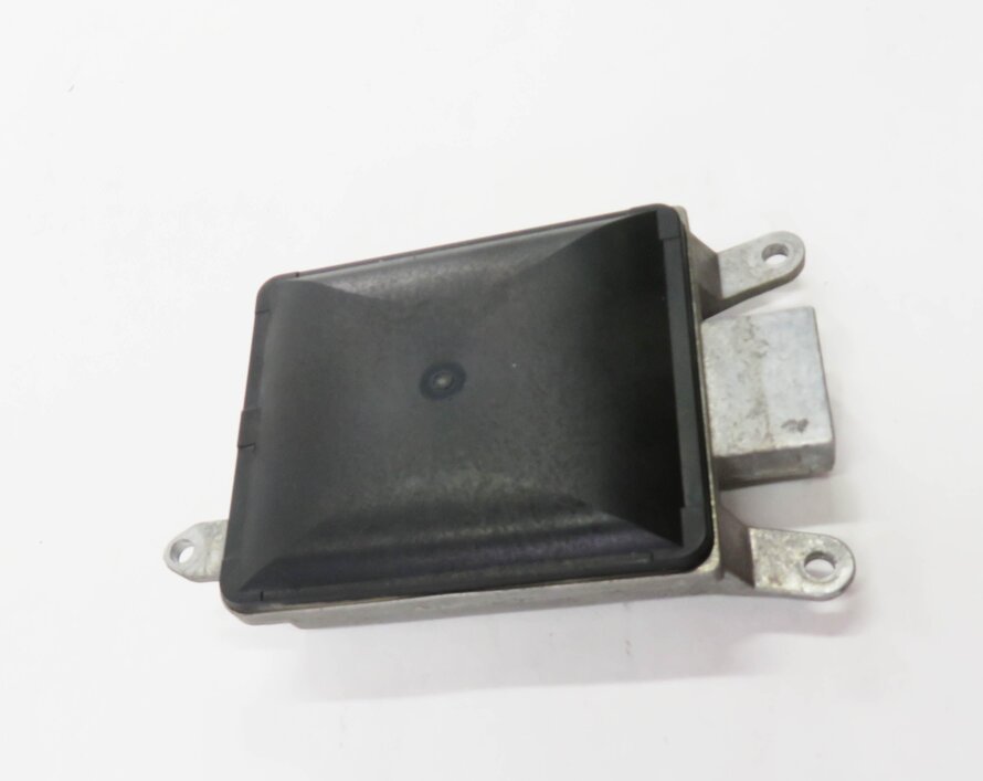 Thumbnail 3: 2012-2015 AUDI A6 S6 (C7) LEFT DRIVER REAR BLIND SPOT ALERT MODULE (SLAVE)