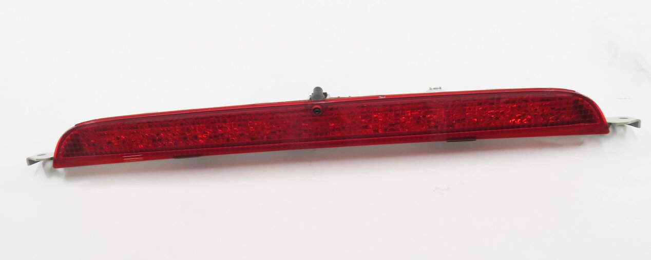 Thumbnail 2: 2012 BMW X5 (E70) REAR 3rd THIRD BRAKE LIGHT LAMP