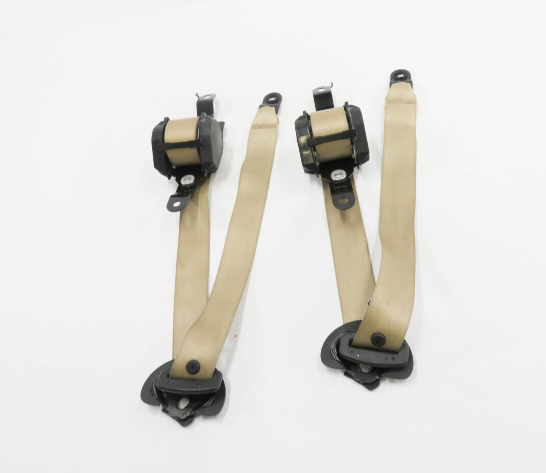 Thumbnail 2: 2012 BMW X5 (E70) LEFT & RIGHT REAR 2nd ROW SEAT SEATBELT RETRACTOR SET (BEIGE)