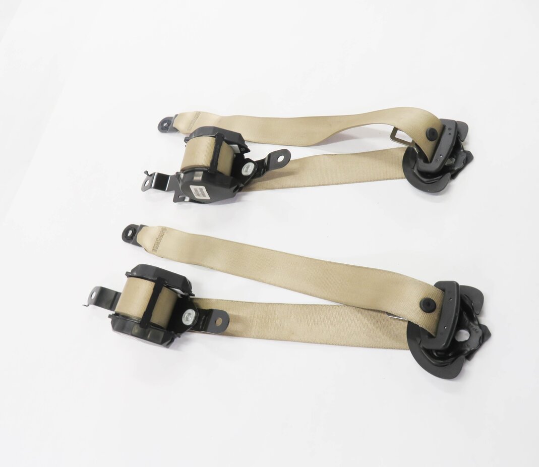 Thumbnail 4: 2012 BMW X5 (E70) LEFT & RIGHT REAR 2nd ROW SEAT SEATBELT RETRACTOR SET (BEIGE)